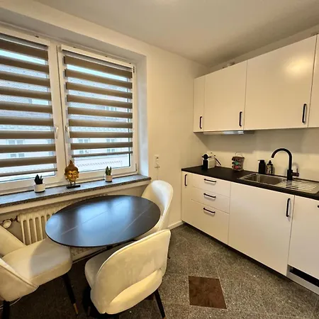Apartment Modern 3 *